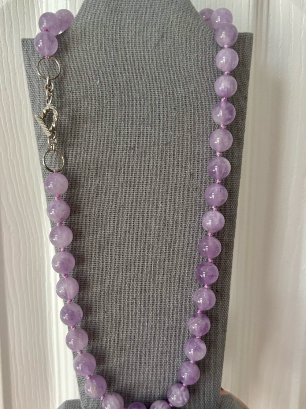 Lavender amythest 10mm bead 18” necklace